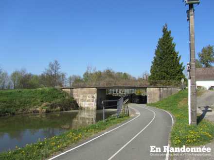 Le long du canal Rhin-Rhône vers Bretagne