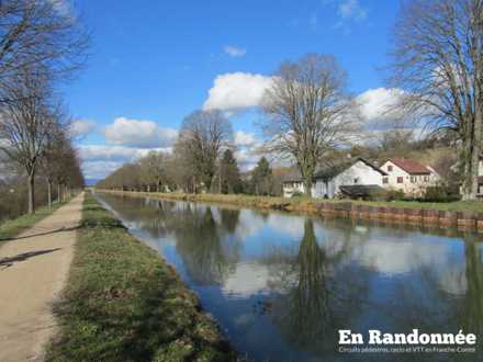 Le long du canal de Montbéliard à la Haute-Saône