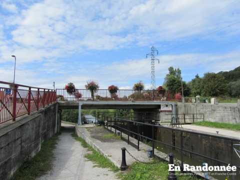 Montbéliard - Besançon par l'EuroVéloroute 6