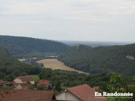 Vue sur l'ancien château de Montferrand