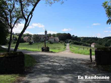 Vue sur le village de Cubry