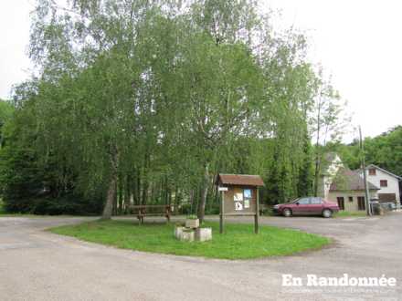 Place du hameau de Roche
