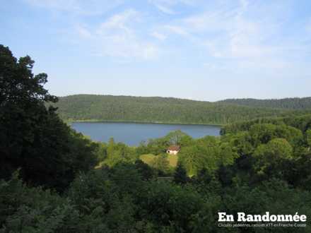 Vue sur le Lac de Narlay
