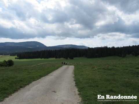 Le sentier des bornes (boucle sud)