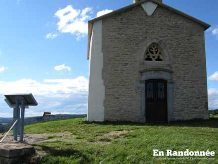 Chapelle Sainte-Anne au belvédère de Belvoir