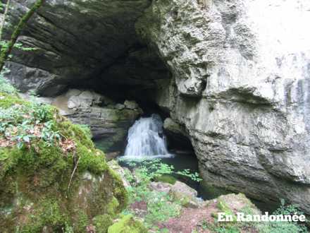 Les gorges de Nouailles et la source de la Loue - En Randonnée ...