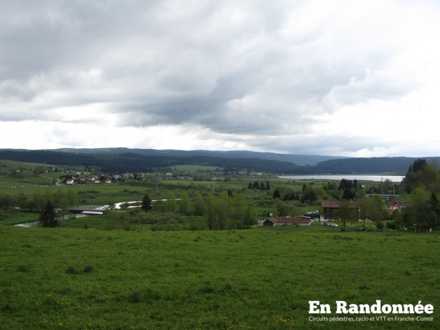 Vue sur le Lac de Remoray