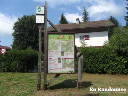 Panneau d'informations sur les randonnées