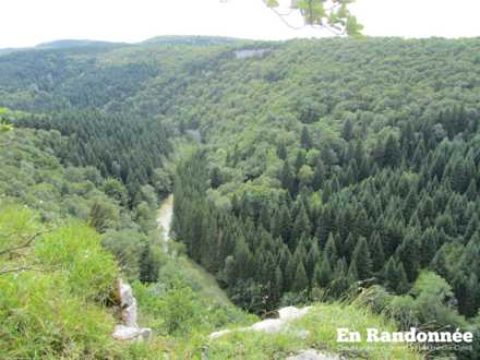 Vue sur la vallée du Lison