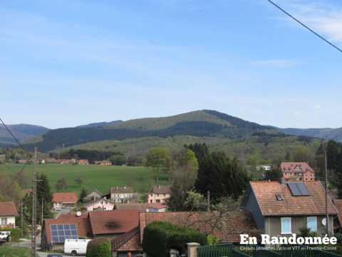 Le piémont vosgien, entre Offemont et Étueffont