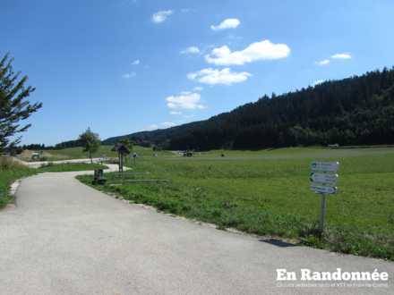 Parking à la sortie de Doubs