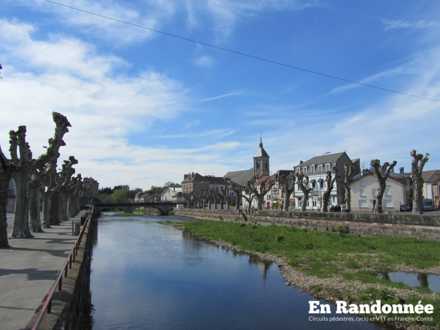 La Semouse depuis la place Léon Jacquey