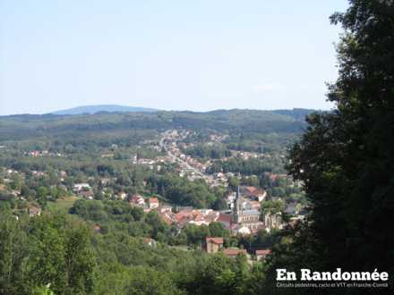 Vue sur Ronchamp depuis la Chapelle