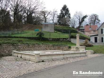 Fontaine, rue Bernardot