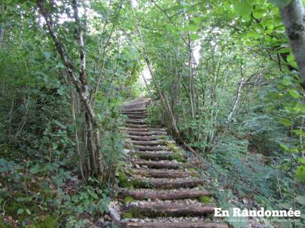 Escaliers du chemin des Pêcheurs